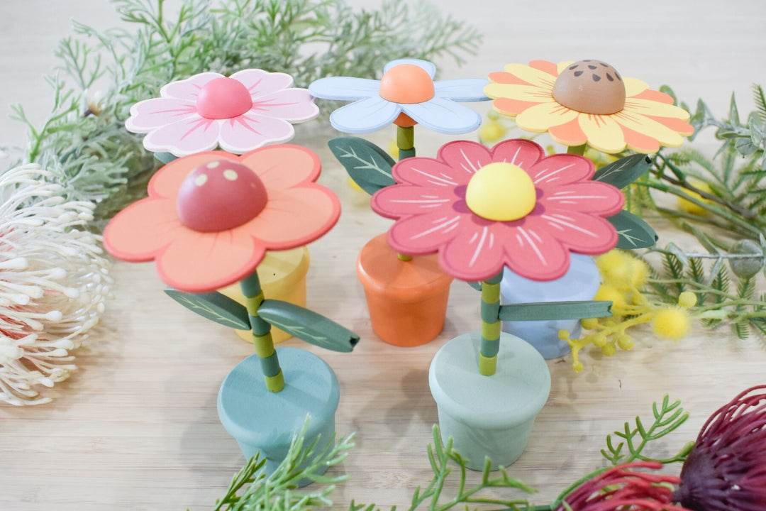 Wooden Dancing Flower