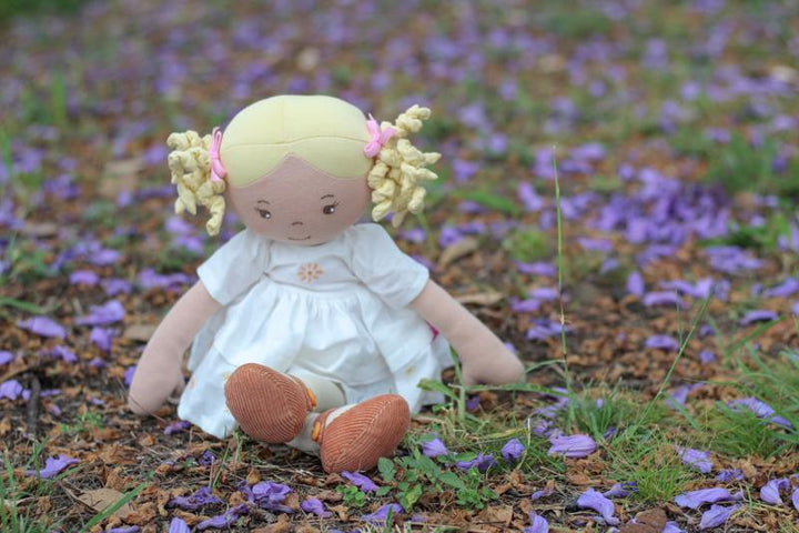 Linen Doll - Priscy