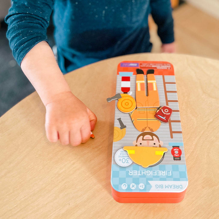 Magnetic Travel Tin - Firefighter