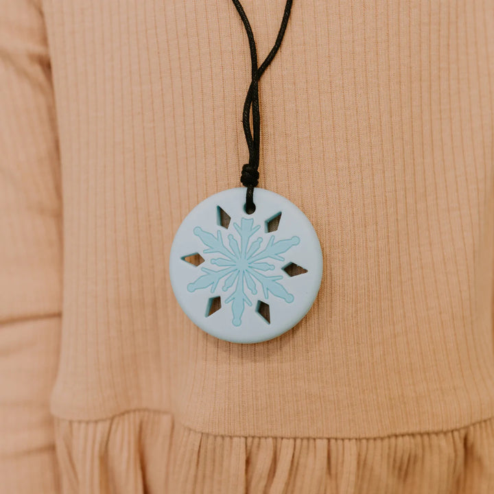 Chew Pendant Necklace | Snowflake