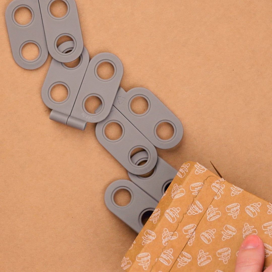 Spin Hinge | Makedo Cardboard Construction Tool