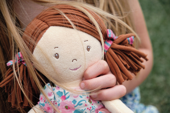 Doll - Katy Dames