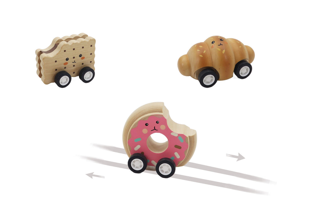 Wooden Pull Back - Pastries