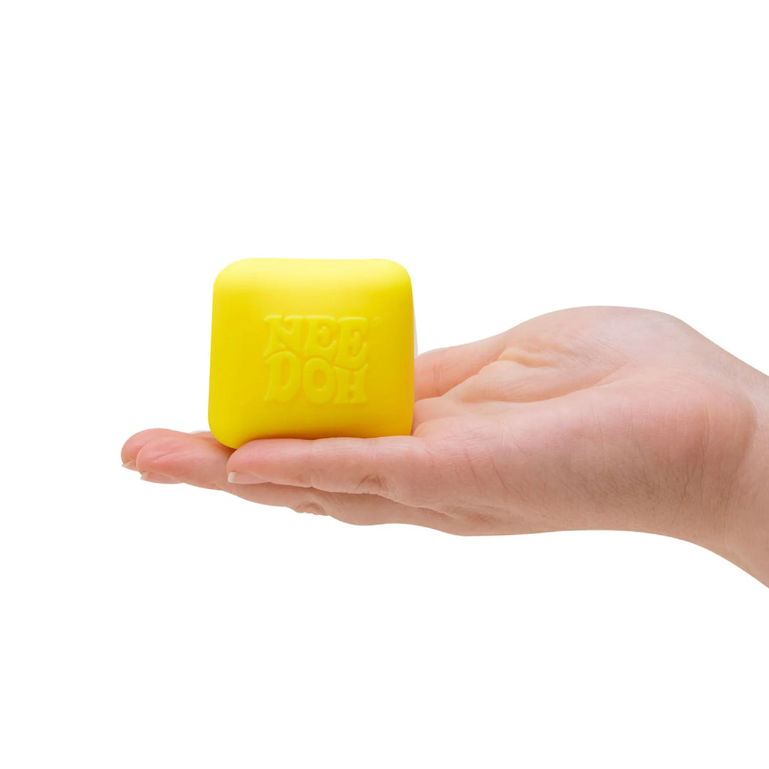 Née Doh - Colour Change Cube Shape