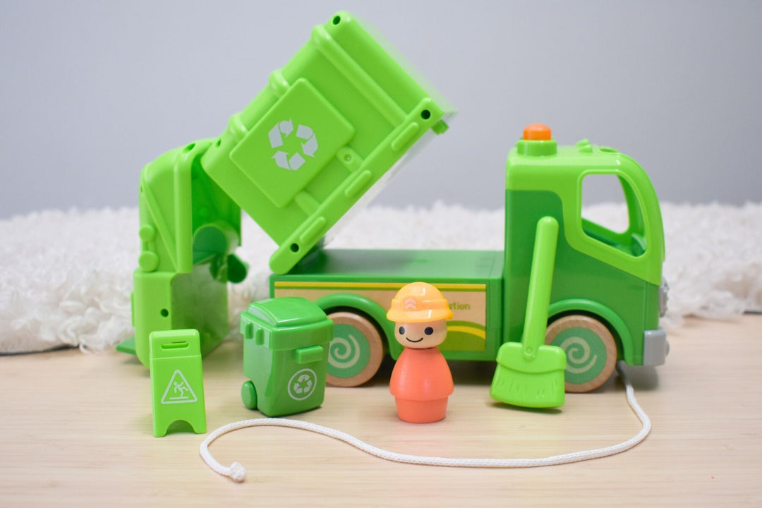 Wooden Recycle Truck