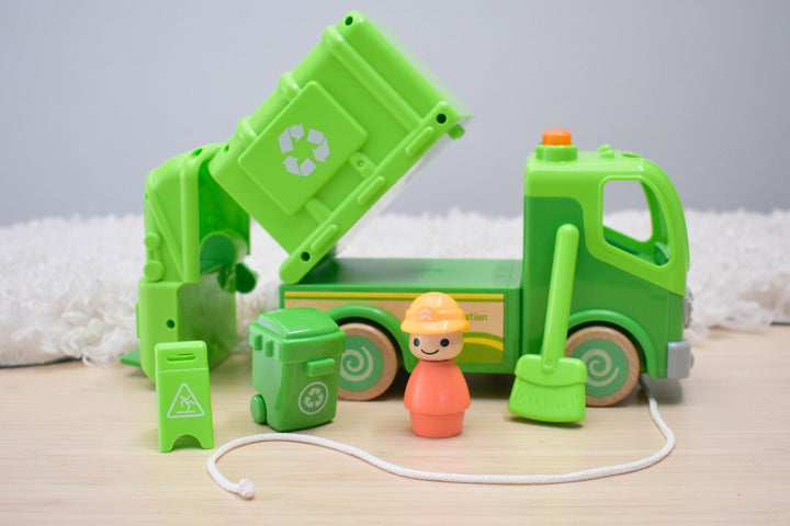Wooden Recycle Truck