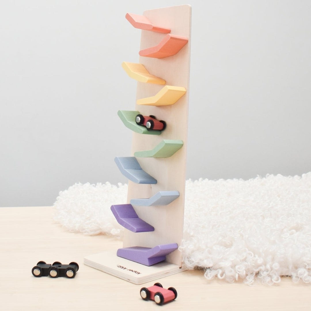 Sundae Rolling Car Tower