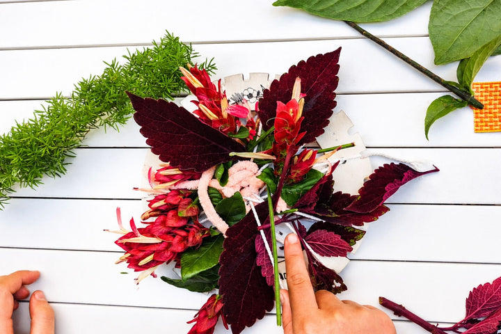 Bush Blooms | Weaving Shapes