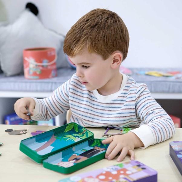 Magnetic Puzzle Tin - Nature Explorer