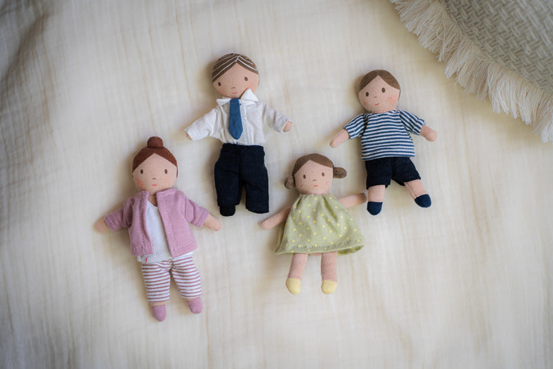 Tiny Doll Family