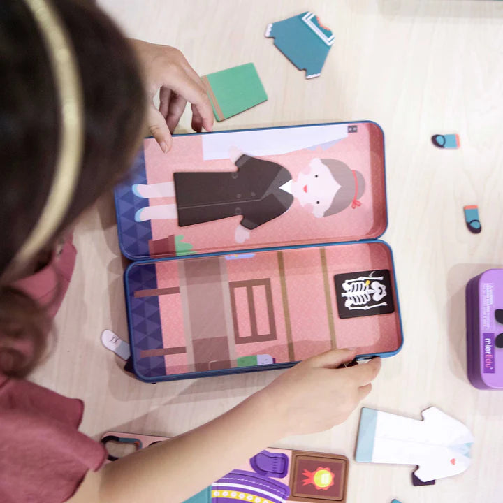 Magnetic Travel Tin - Curious Scientist