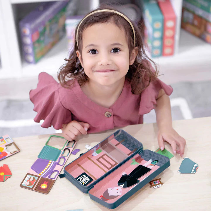 Magnetic Travel Tin - Curious Scientist