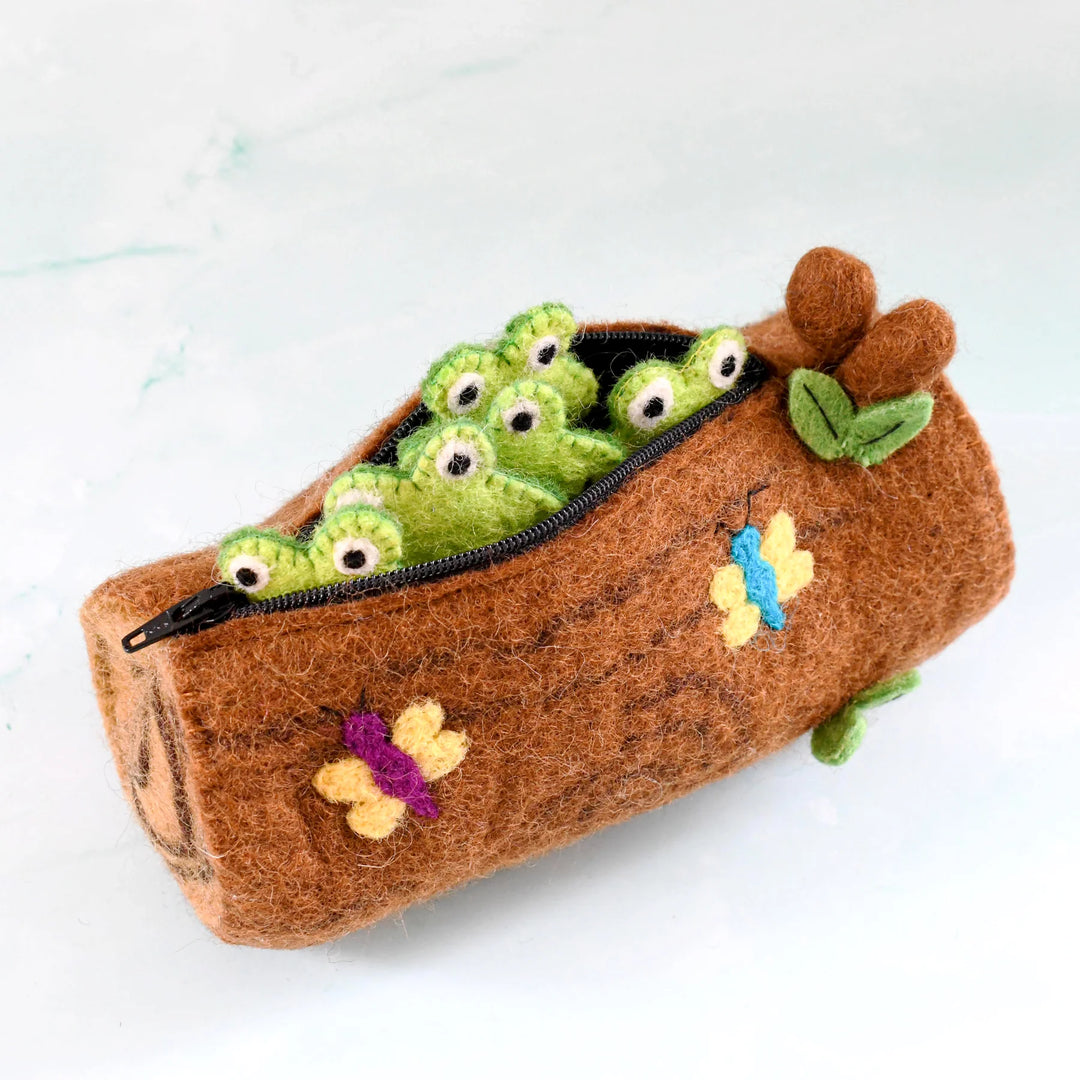 Finger Puppet Set - 5 Little Speckled Frogs with Log Bag